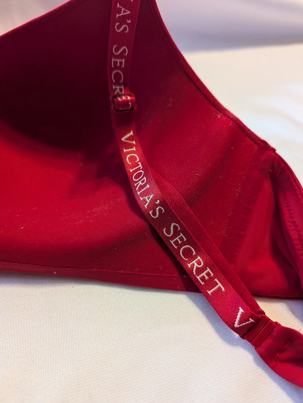 Victoria Secret Red T Shirt Padded Bra Size 36DD - Picture 8 of 8